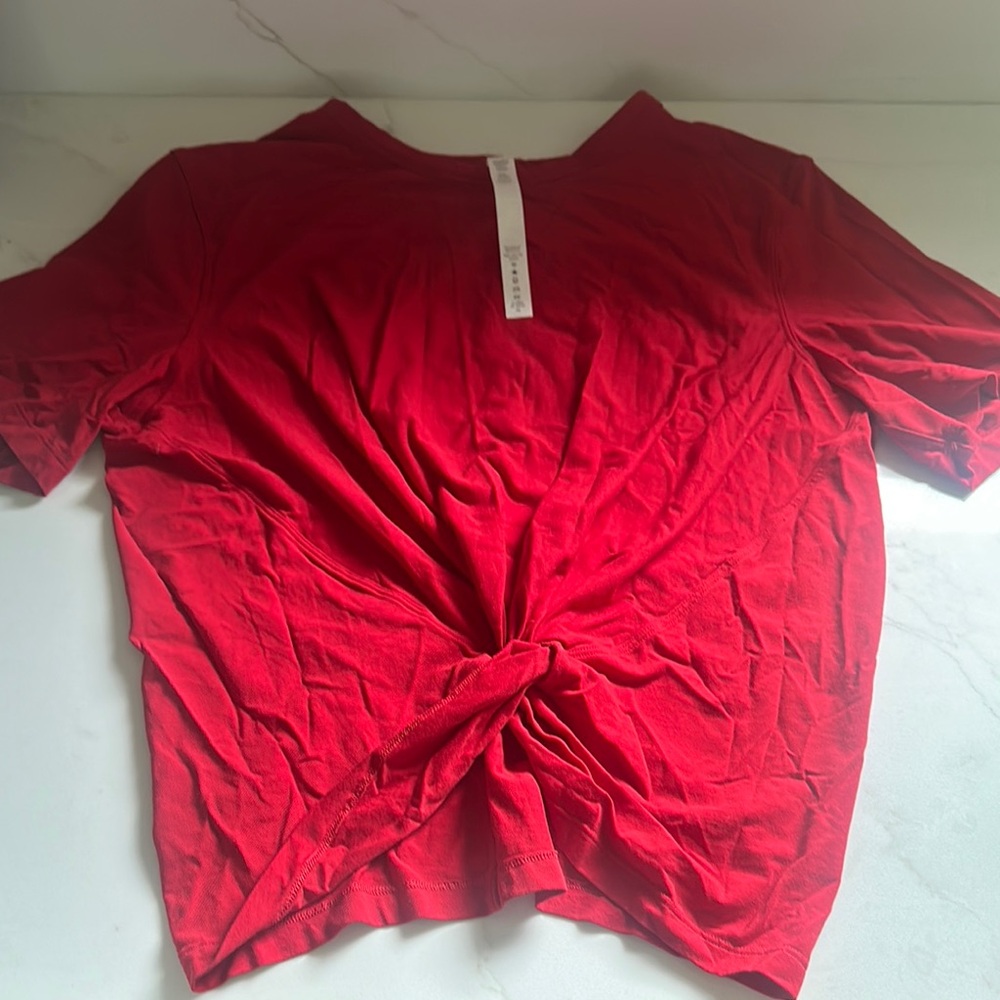 lululemon athletica Red Short Sleeve Tee